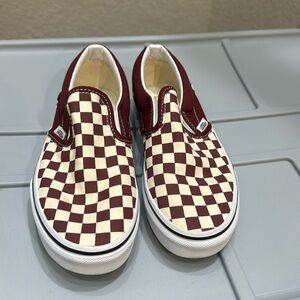 NWT Vans checkered Size 3
